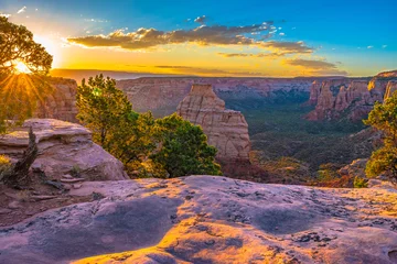 Foto auf Leinwand Beautiful Sunrise Hike at the Colorado National Monument in Grand Junction, Colorado © Jeremy Janus