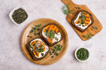 Sandwiches with roasted pumpkin