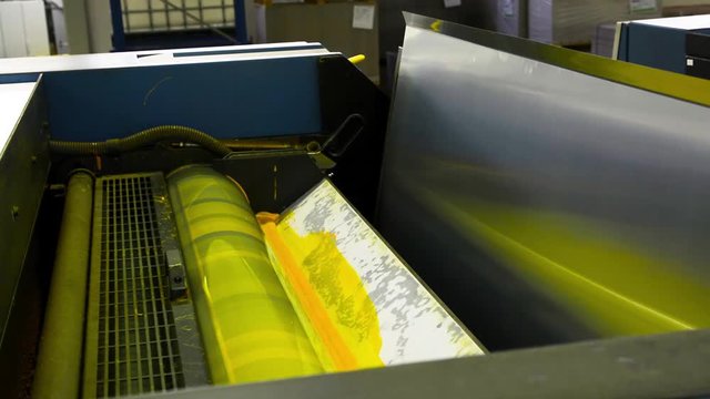Printing Cylinder Yellow Rotating Offset Printer Industrial Equipment
