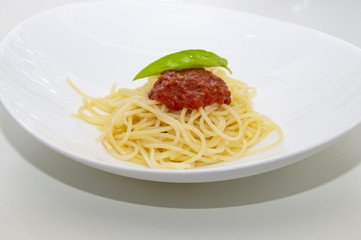 spaghetti with fresh tomato sauce and basil, italian food