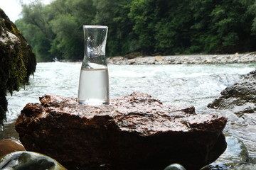 Picture of a glass flask with water.