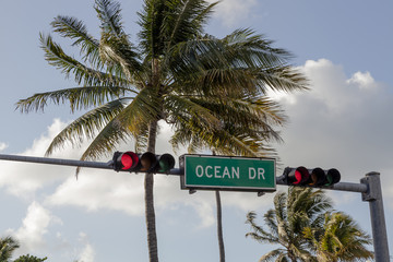 Traffic lights with street sign of ocean drive in South Beach, Miami, Florida, USA