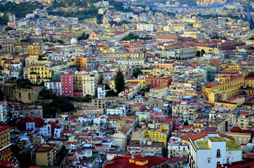 Naklejka premium Widok na stare miasto w Neapolu