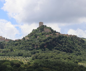 Fototapeta na wymiar Rocca D' Orcia - Siena Regione Toscana