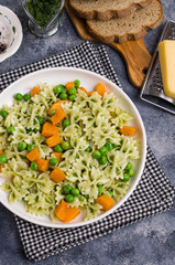 Traditional pasta with vegetables