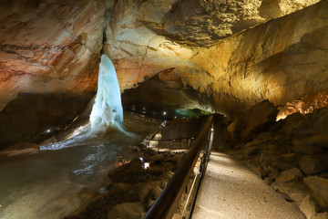 Dachstein mammut cave