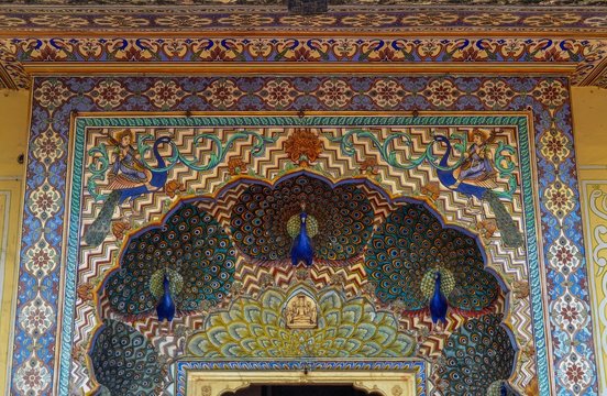 The peacock gate/City palace ,Jaipur/India