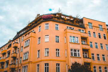 Fototapeta na wymiar typical corner building in the heart of prenzlauer berg, berlin