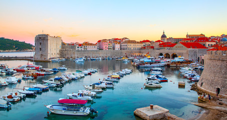 Fototapeta na wymiar Old port in Dubrovnik