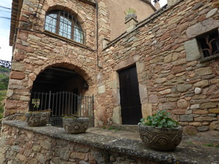 Fototapeta na wymiar Mura,. Pueblo del Bages, cercano a Terrassa, Barcelona, Cataluña, España