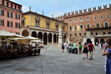 Naklejka premium A walk in Verona