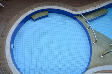 Obraz na płótnie Canvas swimming pool Looks from above