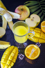 multivitamin and multifruit juice