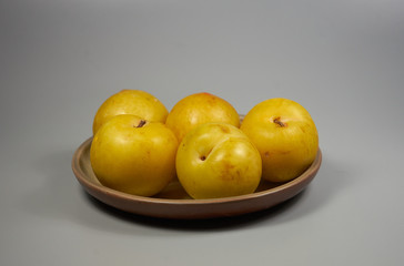 Prunes vertes .