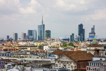Fototapeta premium Mediolan nowoczesne budynki architektoniczne panoramiczny widok, Włochy
