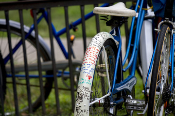 Obraz premium Bike with writing 