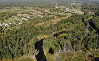 деревня река и сосновый лес с воздуха created by dji camera © kukuruzo82