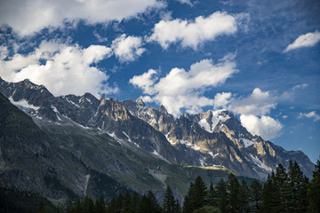 Massiccio del Monte Bianco dalla Val Veny, Courmayeur
