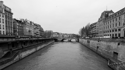 Fototapeta na wymiar Old Paris