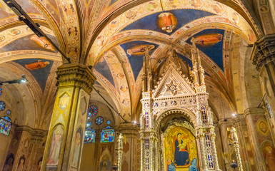 Fototapeta na wymiar Mary Angels Stained Glass Window Orsanmichele Church Florence Italy