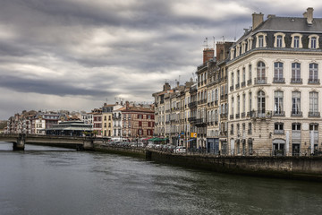 Fototapeta na wymiar The River Nive in Bayonne, France