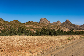 Äthiopien - Landschaft zwischen Aksum und Hawzien