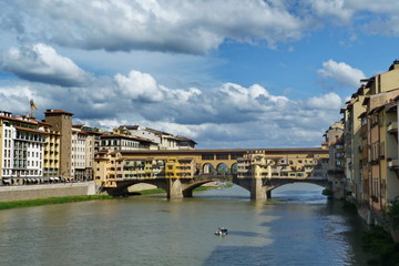 Fototapeta na wymiar Ponte Vecchio, Florence, Italy