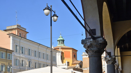 Fototapeta na wymiar veduta panoramica di alcuni angoli di Ravenna, Italia