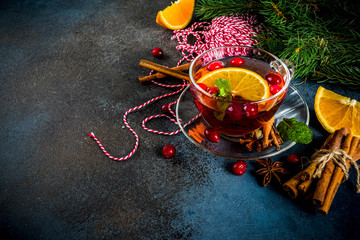 Cranberry spicy tea
