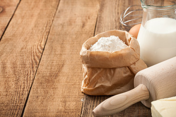 Utensil and ingredients for baking