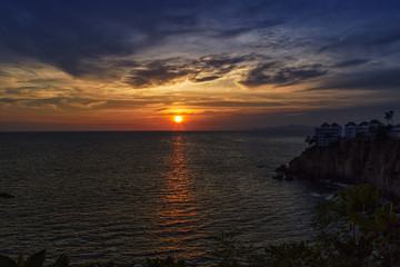 Fototapeta na wymiar Beach sunset in Acapulco, Mexico 0022