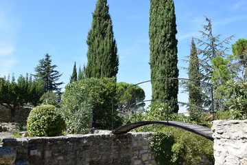 Vaison-La-Romaine