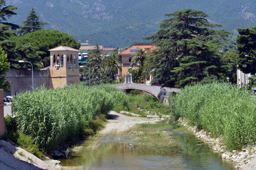 Fototapeta na wymiar veduta panoramica di alcuni angoli di Loano, Liguria, Italia