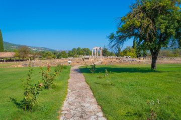 Fototapeta na wymiar Temple of Zeus at archaeological site of Nemea in Greece. It was built around 330 BC to serve the needs of the Nemian festival and games. It has three architectural styles, doric, ionic and corinthian