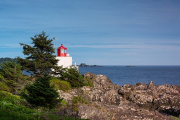 Fototapeta na wymiar Lighthouse on Vancouver Island at the Northwest Pacific Coastline