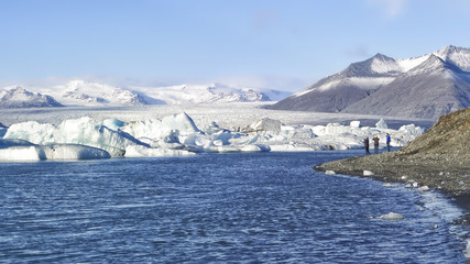 Icebergs at Jökulsárlón Glacier Lagoon, Vatnajökull National Park, Höfn, Iceland South Coast