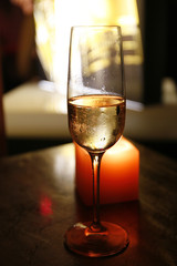 champagne flute