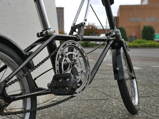 Fototapeta na wymiar 街角の自転車