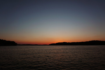 Naklejka premium pretty serene lake 