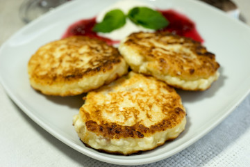 Cottage cheese with raisins for Breakfast. Homemade food.