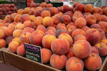 Fresh Organic Peaches