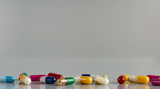 Different medicine capsules and pils
