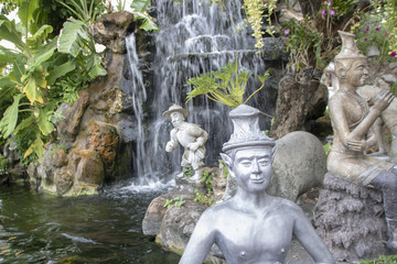 Fototapeta na wymiar Fountain in the temple