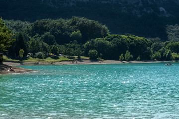 Fototapeta na wymiar lago di castel san vincenzo al volturno