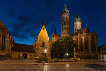 Naumburger Dom bei Nacht