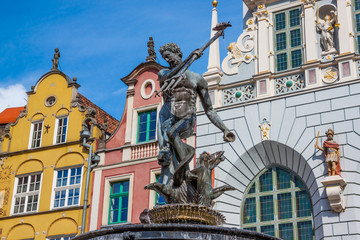 Famous Neptune fountain. Gdansk, Poland © cone88