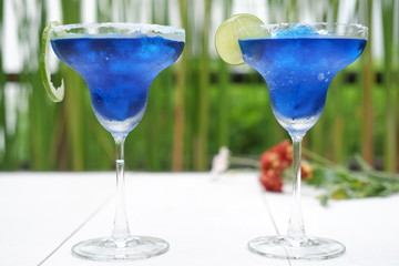 blue margarita cocktail