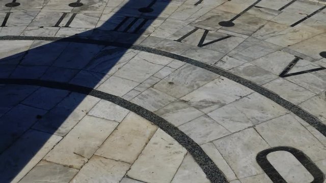 Sundial. Shooting in the summer. Time lapse.