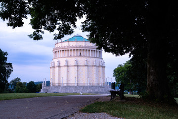 Obraz premium Befreihungshalle beim Sonnenuntergang