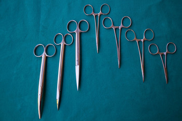 Ferri chirurgici in sala operatoria